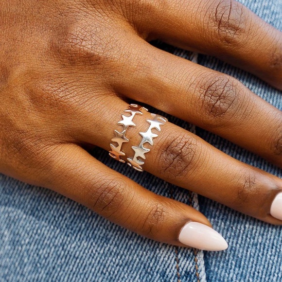 Pura Vida Seeing Stars Band Ring - Picture 4 of 5